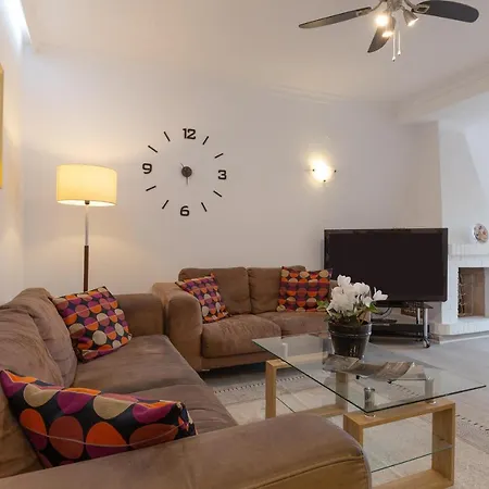 Mar Del Plata 8 Bed Fuengirola