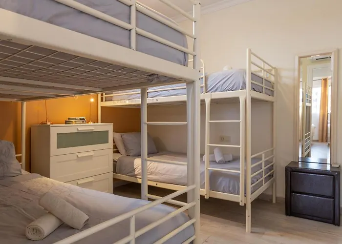 Mar Del Plata 8 Bed Fuengirola