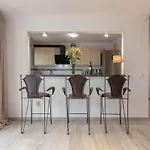 Mar Del Plata 8 Bed