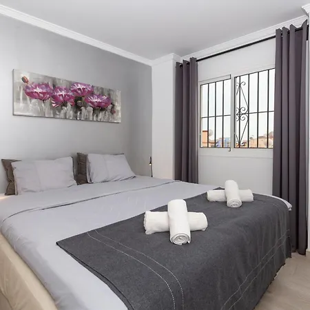 Mar Del Plata 8 Bed *