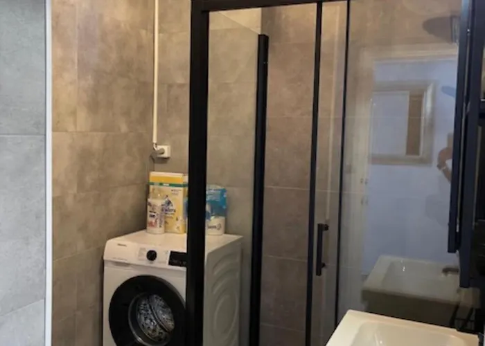 Mar Del Plata 8 Bed Vila